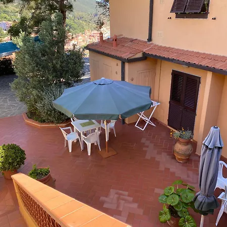 Apartment Appartamenti Estivi Anna E Pino